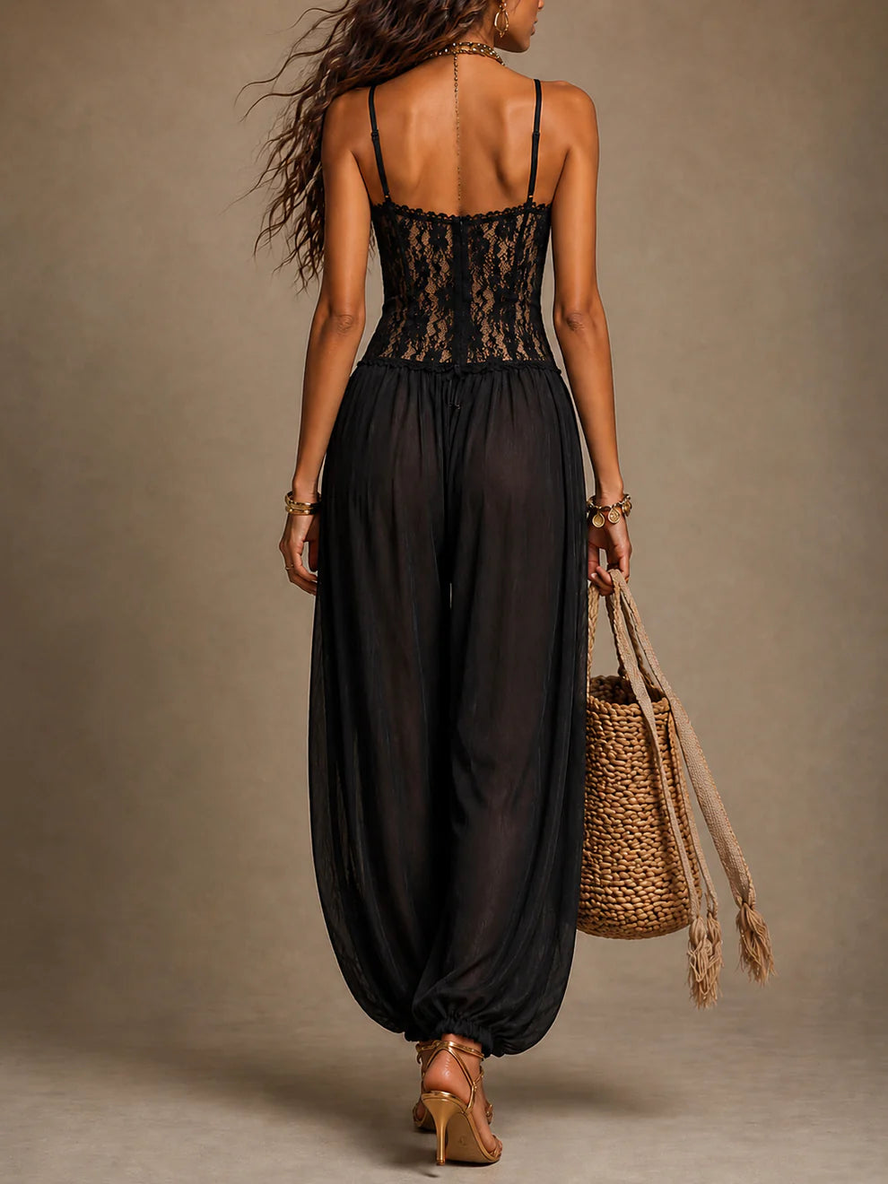 Mono halter con encaje