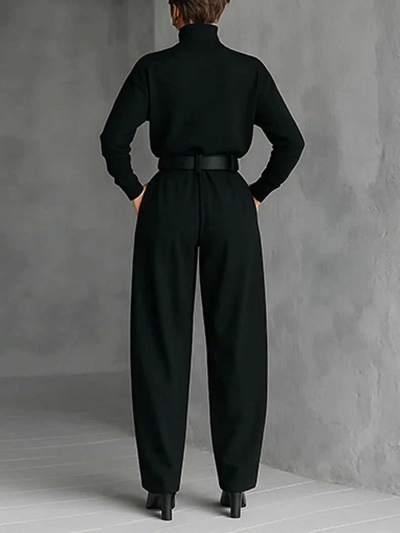 Conjunto de dos piezas negro con cinturón